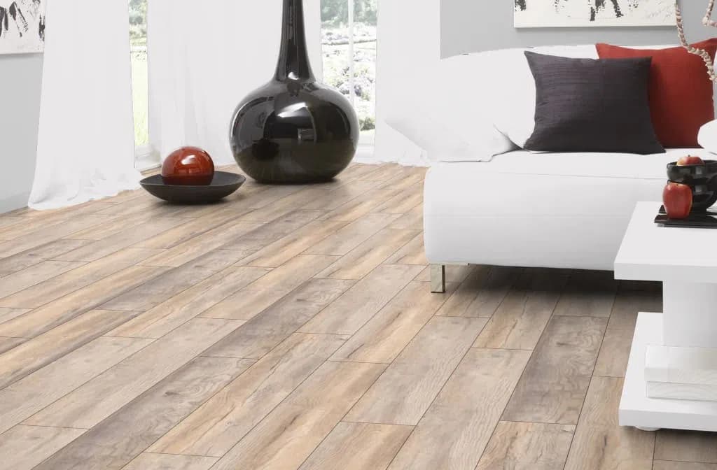 HEAVENLY OAK laminat nümunəsi